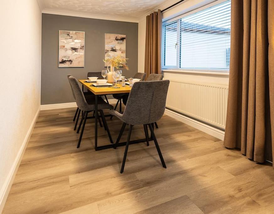 Entire Bungalow In Rawmarsh Exteriér fotografie